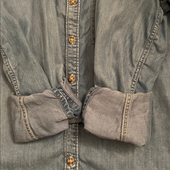 Levi’s Utility Shirt - Picture 10 of 14